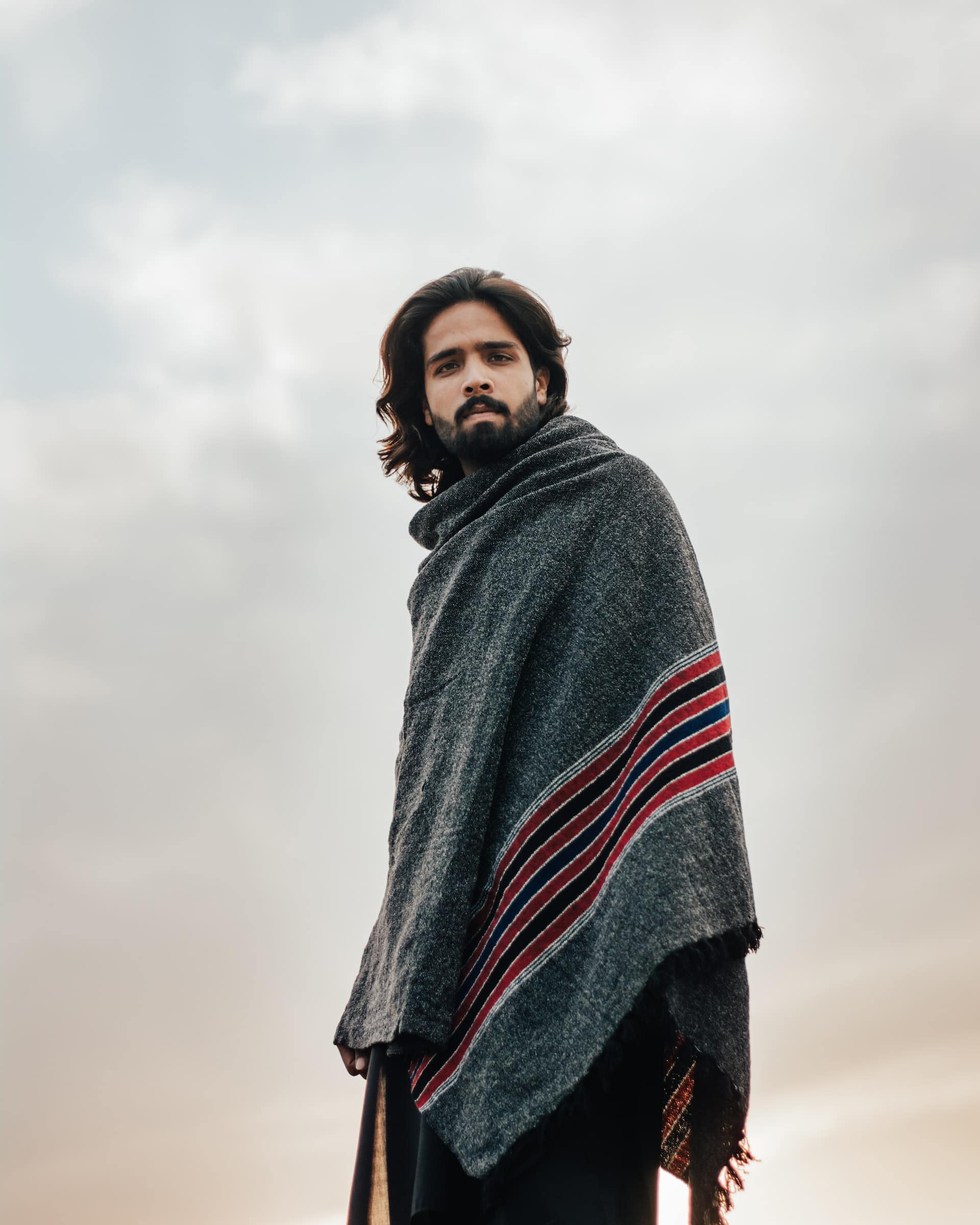 Ponchos for Men: The Unexpected Men's Fashion Trend You Need - Selectiver