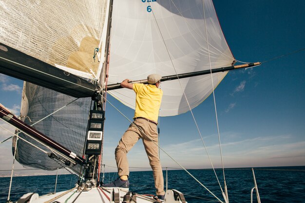 What Are the Benefits of Advanced Sailing Qualifications?